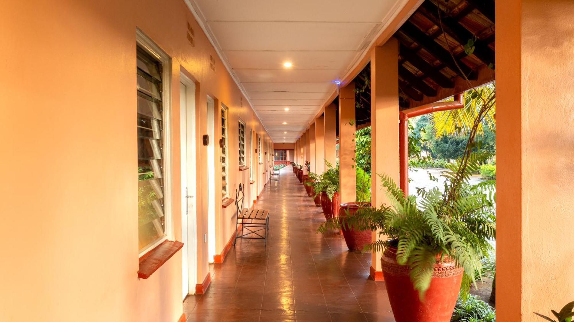 Masindi Hotel 외부 사진