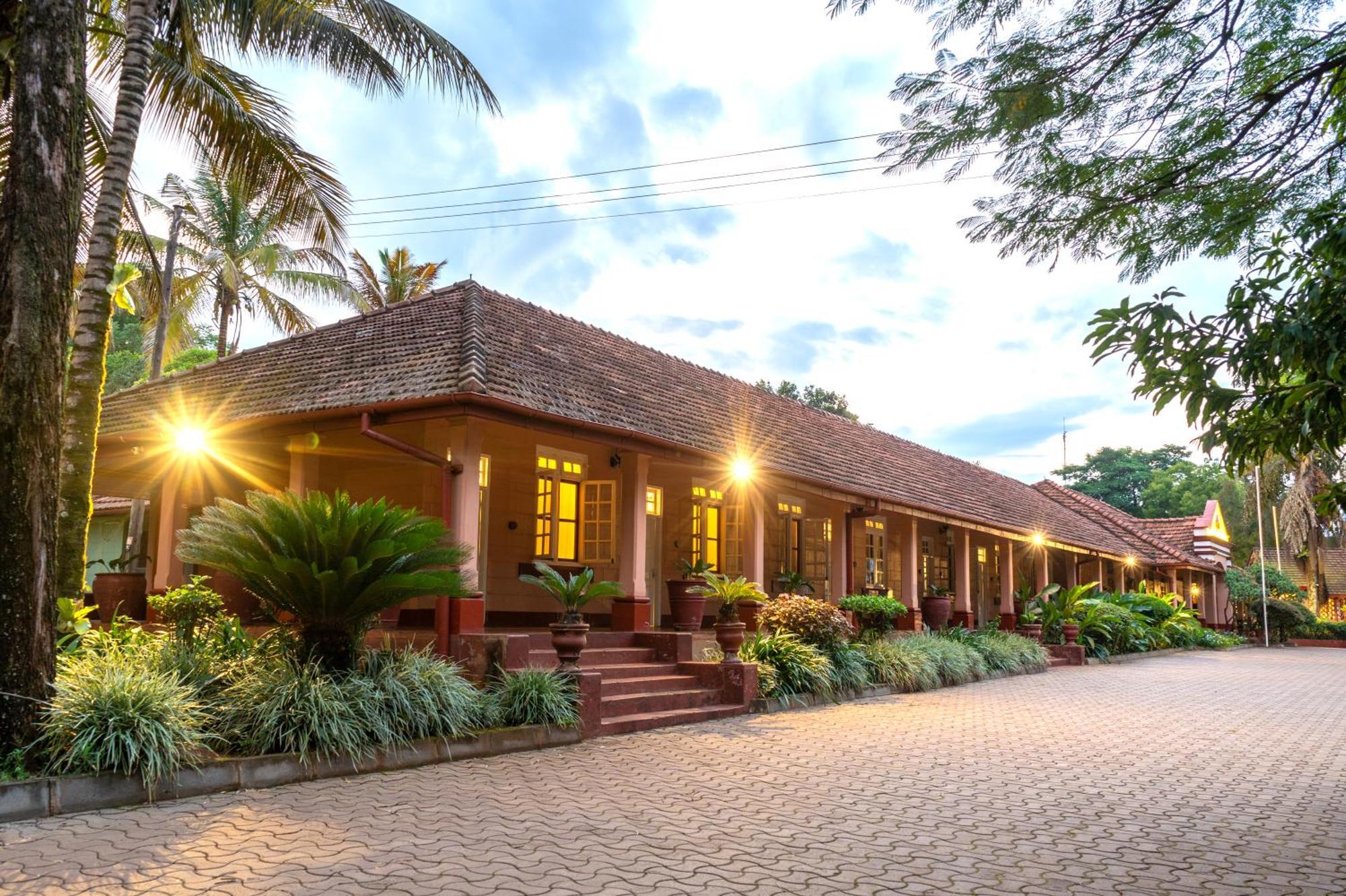 Masindi Hotel 외부 사진